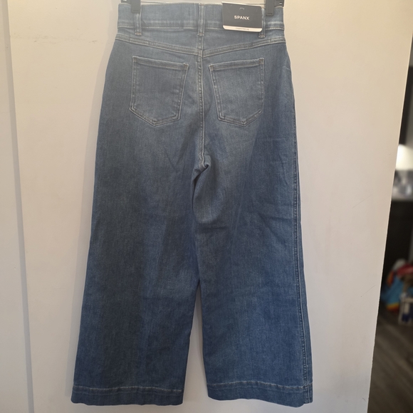 SPANX Wide Leg Cropped Jeans in Light Blue Wash - Picture 2 of 5